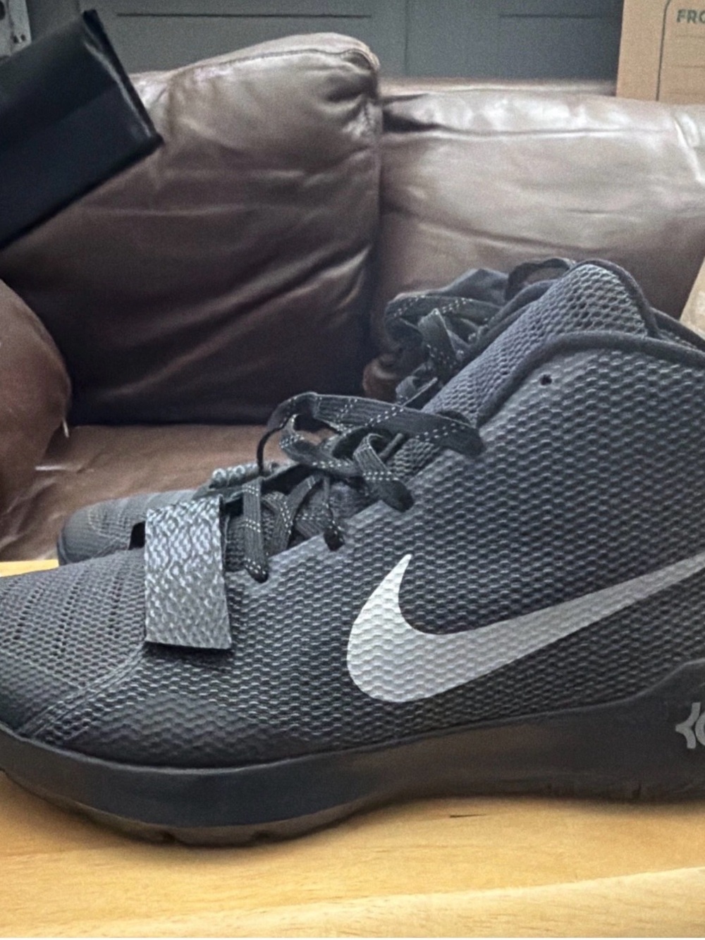 Nike KD Trey 5 III Black Mid Top Lace-Up Basketball Sneakers Men’s